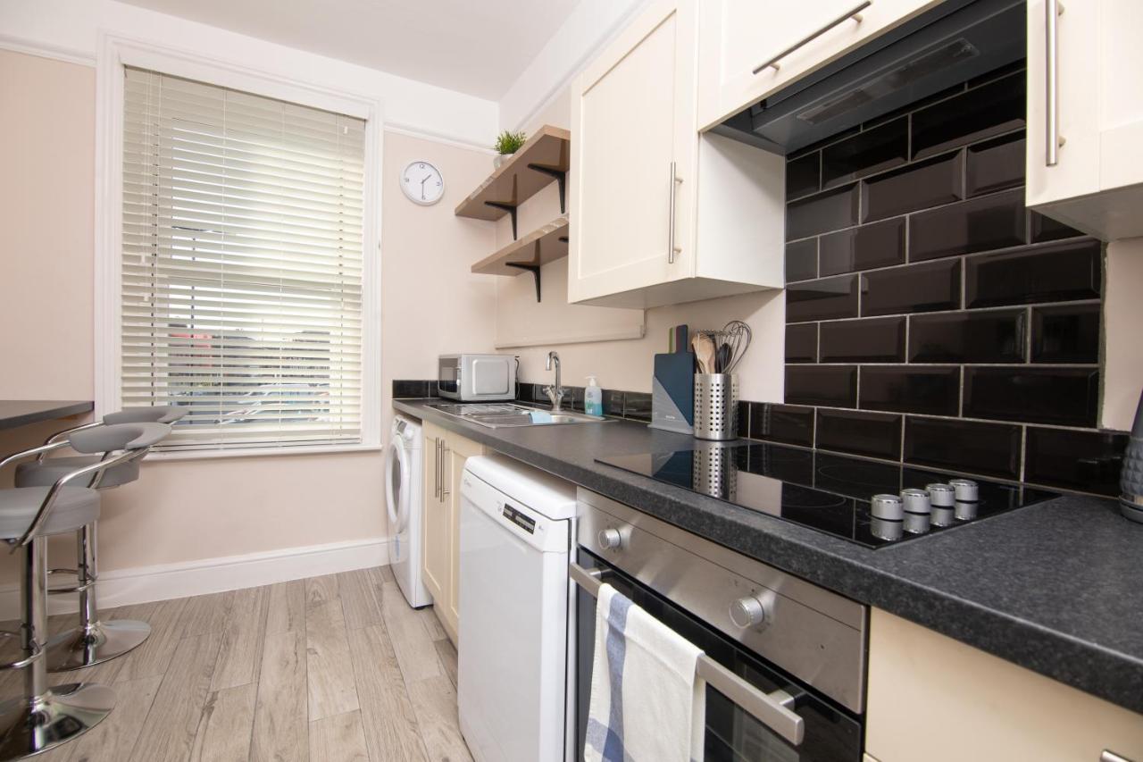 Salt Lane Apartments Salisbury Bagian luar foto