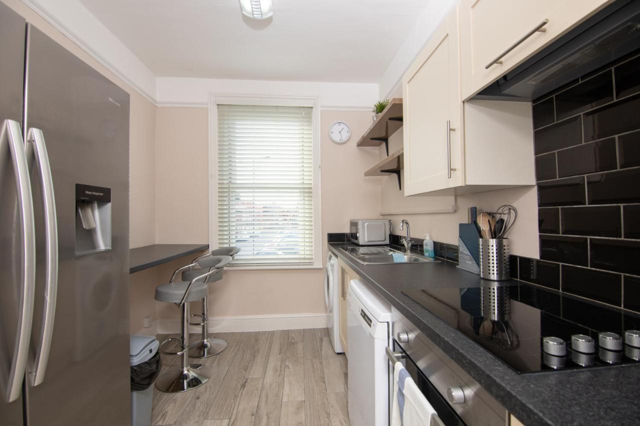 Salt Lane Apartments Salisbury Bagian luar foto