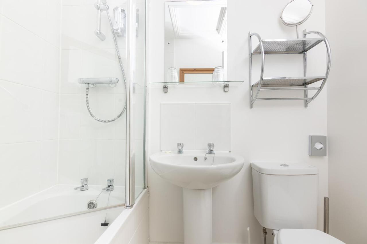 Salt Lane Apartments Salisbury Bagian luar foto